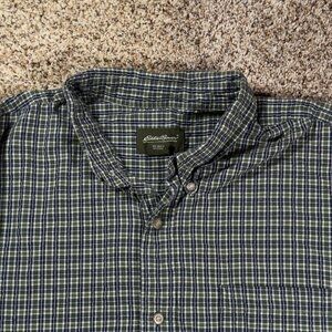 Eddie Bauer Men’s XL Blue Green Plaid Short Sleeve Button-Up Shirt